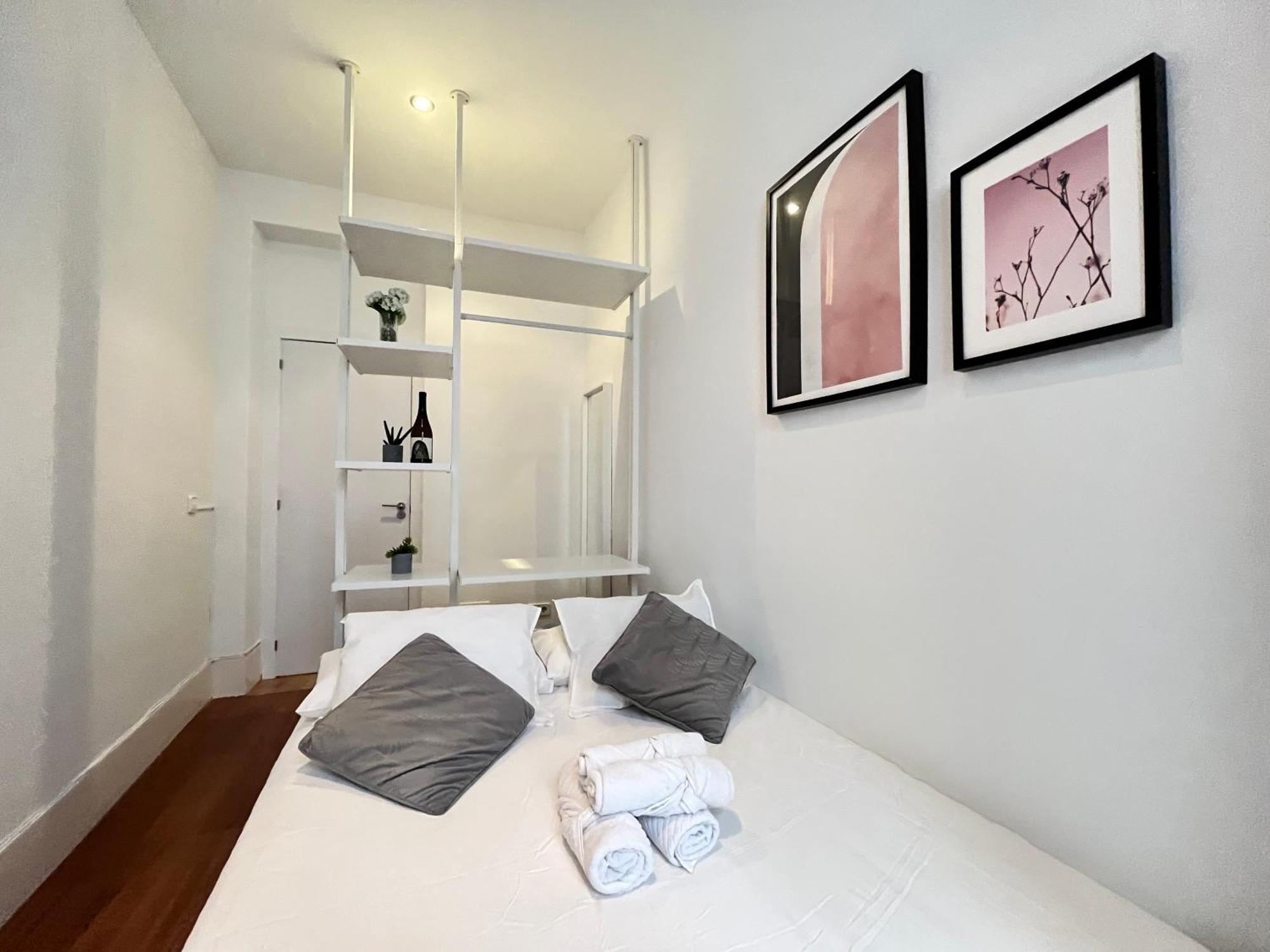 Habitacion Chueca Exterior Madrid Bagian luar foto