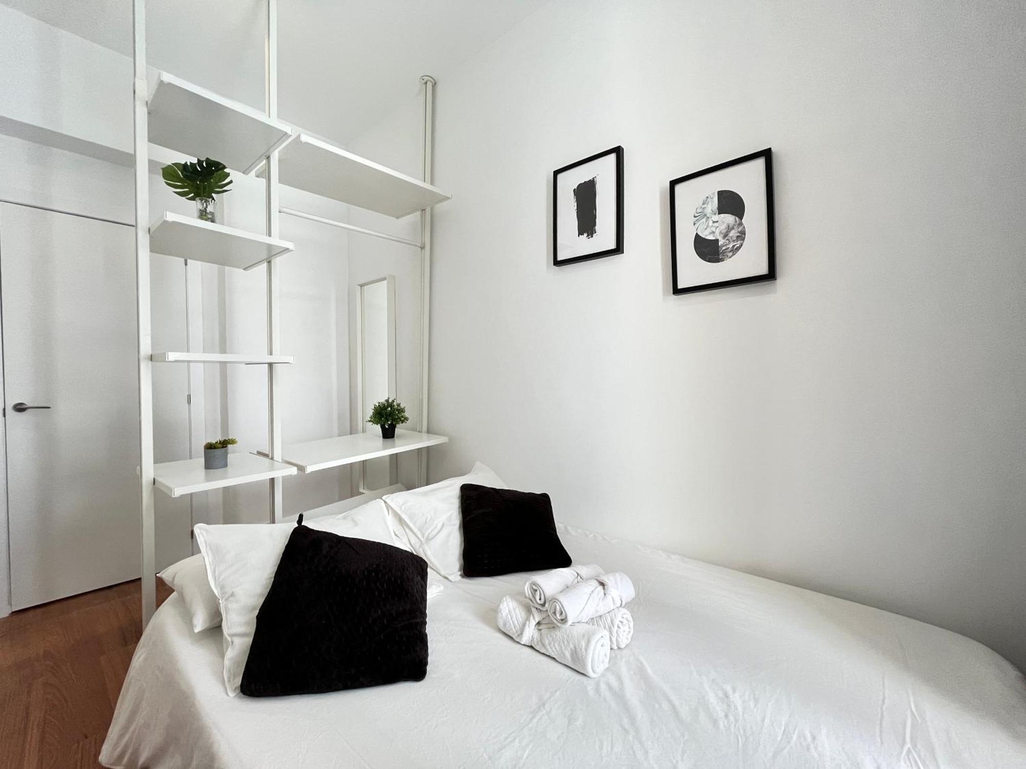 Habitacion Chueca Exterior Madrid Bagian luar foto