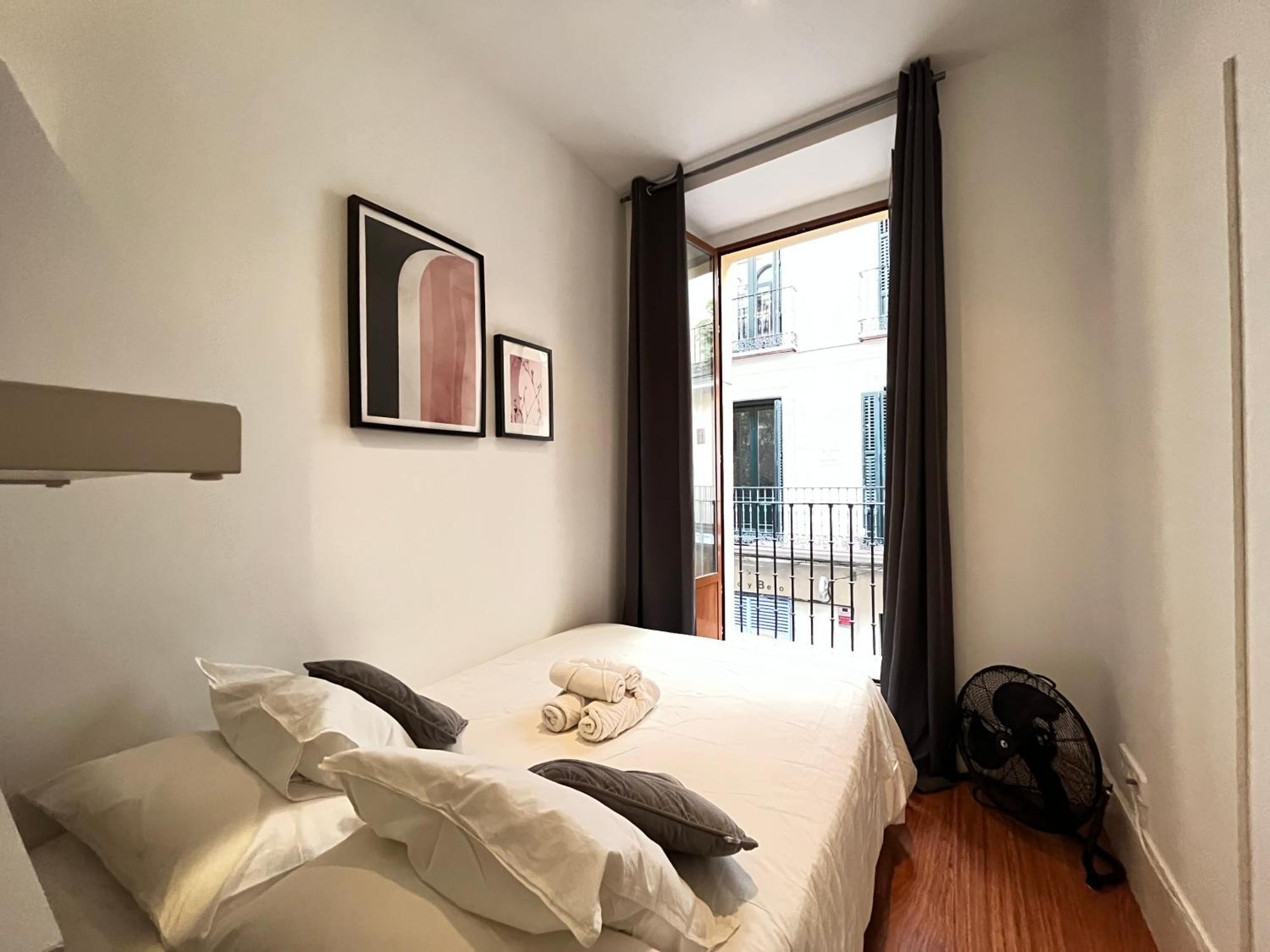 Habitacion Chueca Exterior Madrid Bagian luar foto