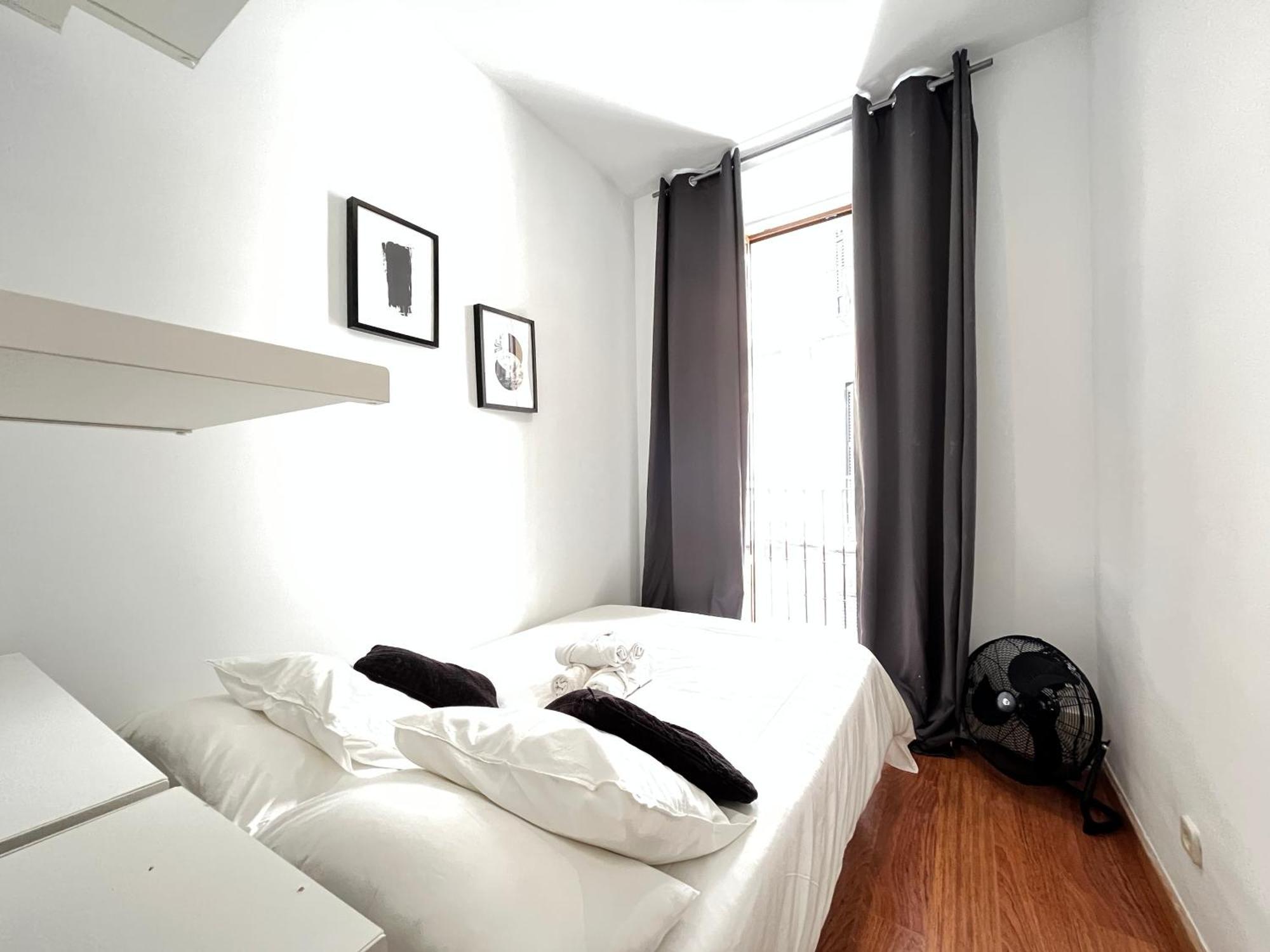 Habitacion Chueca Exterior Madrid Bagian luar foto